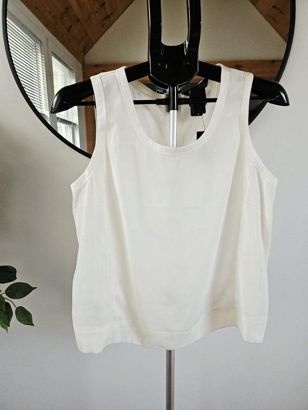 Express White Tank Top Scoop Neck